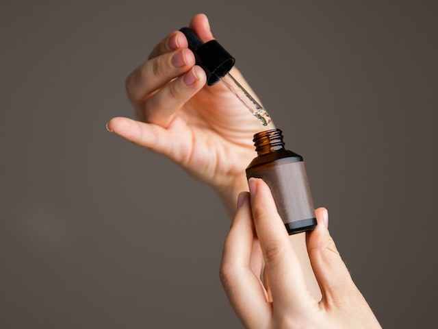 अणु-तेल-के-फायदे-और-नुकसान-anu-tel