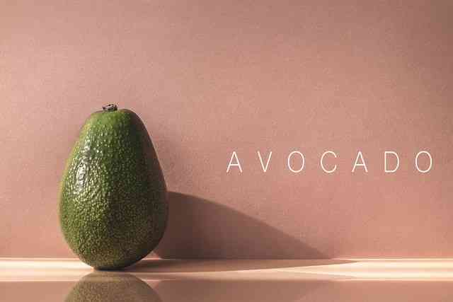 एवोकाडो-फल-के-फायदे-avocado-fruit-ke-benefits-in-hindi