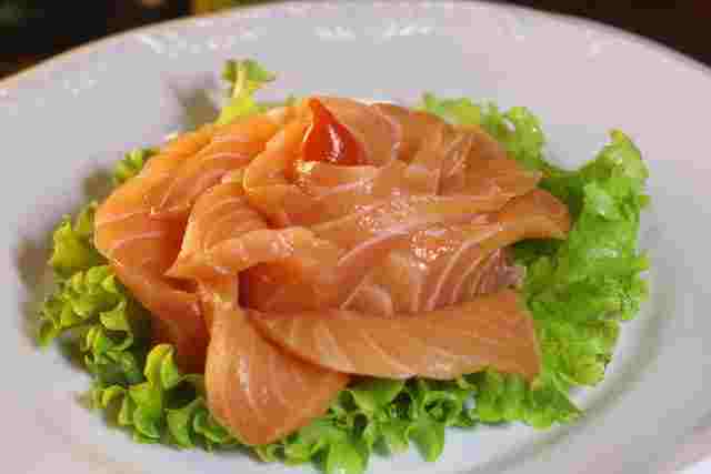 salmon-fish-sources-of-vitamin-d-in-hindi
